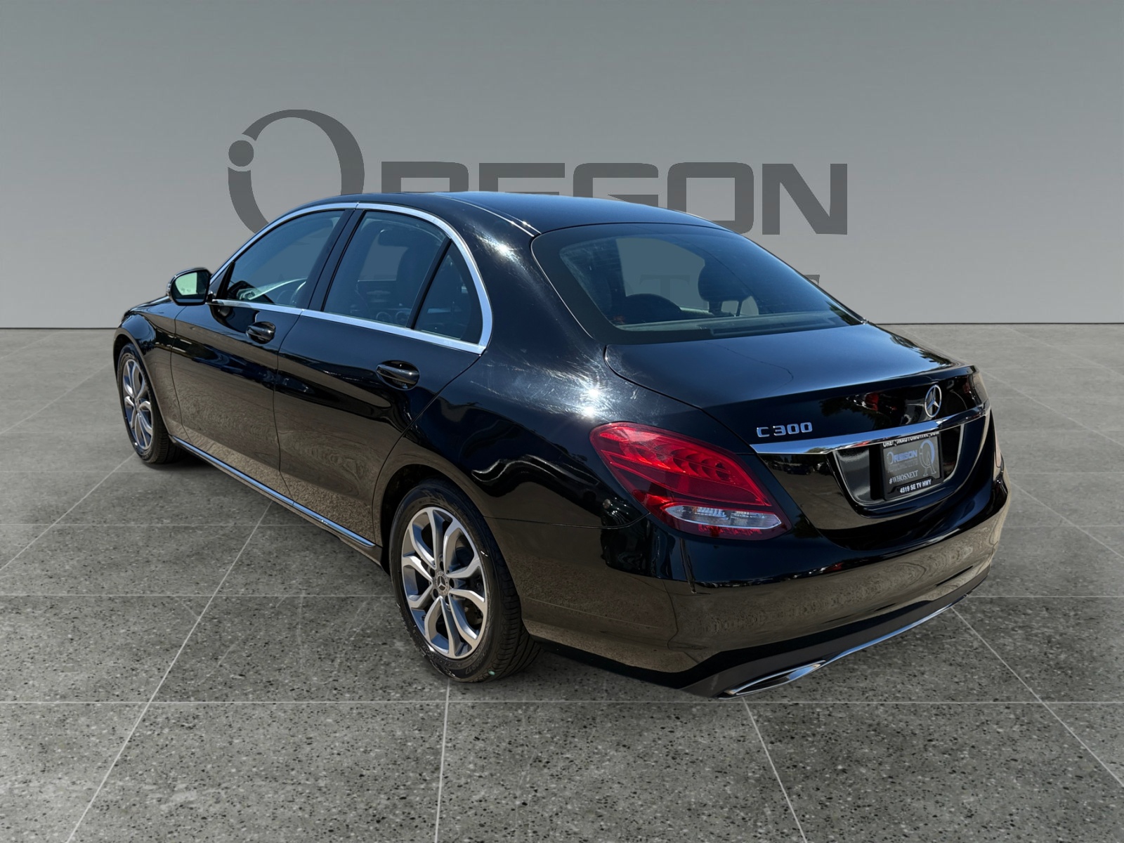 2018 Mercedes Benz C 300 photo 3
