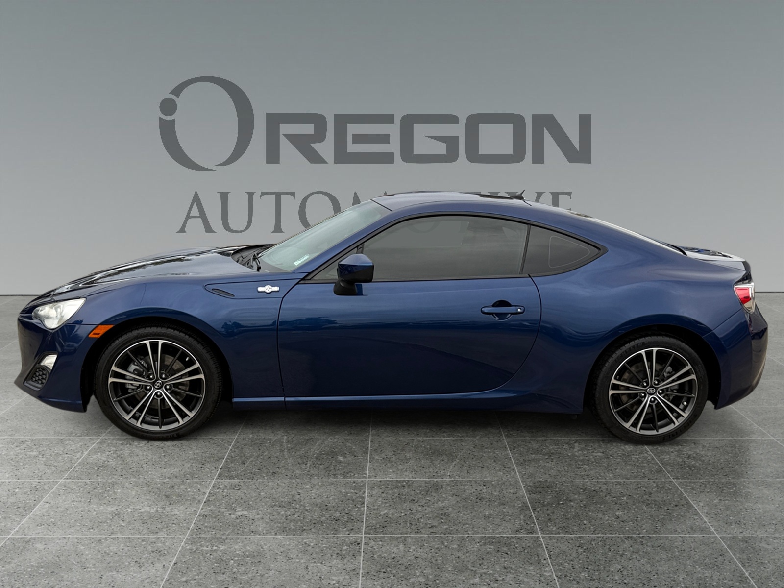 2013 Scion FR-S 10 Series photo 2