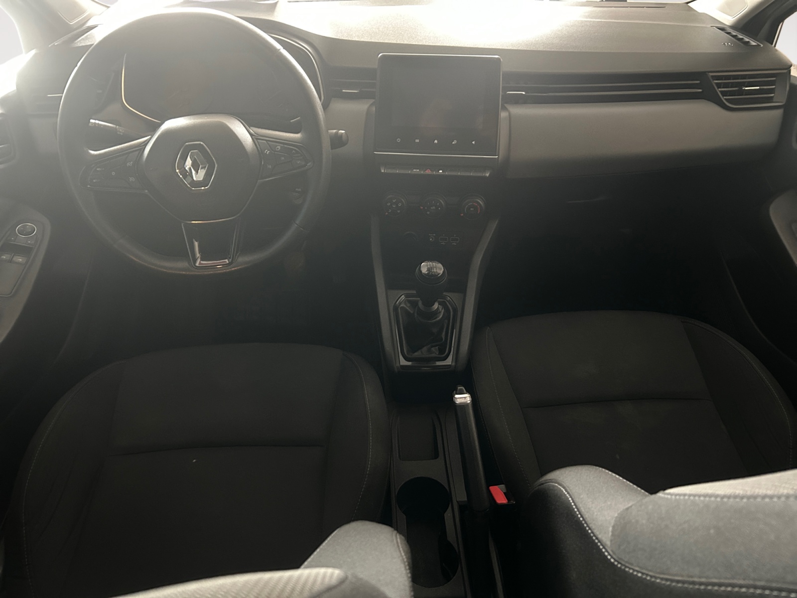 RENAULT CLIO-RENAULT CLIO AUTHENTIC-image-9