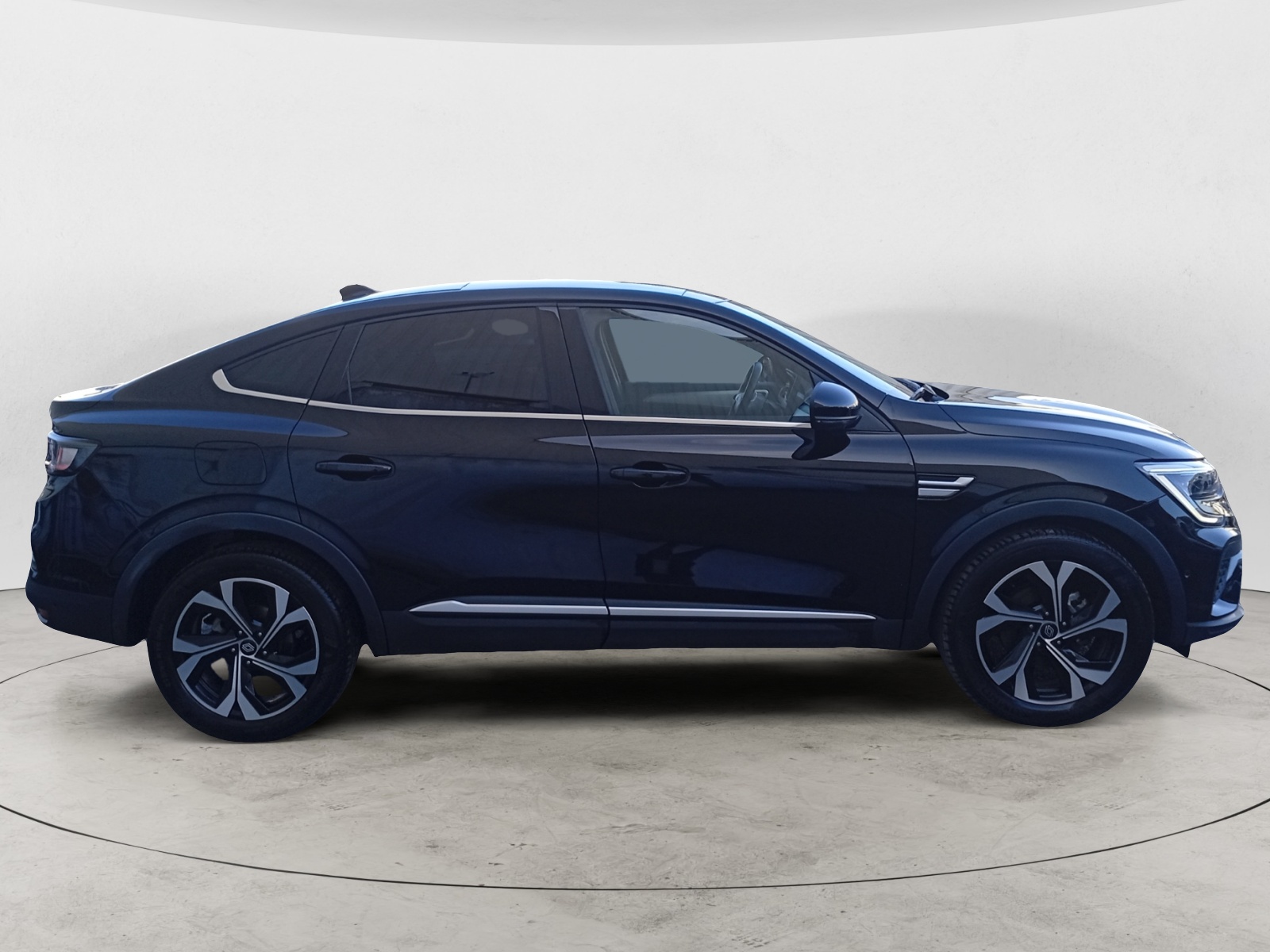 RENAULT ARKANA-RENAULT ARKANA ARKANA I - PH1 - 1.6 E-TECH FULL HYBRID TECHNO BVA 145CH-image-4