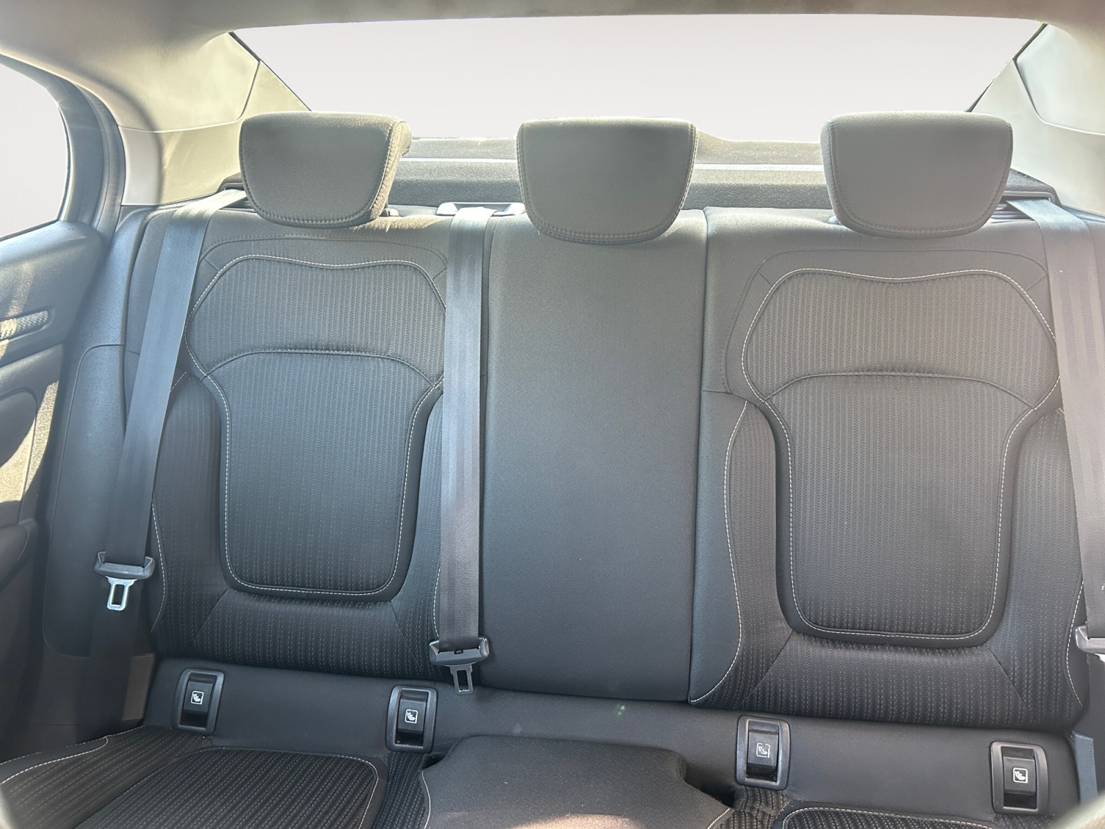 RENAULT MEGANE SEDAN-RENAULT MEGANE SEDAN MEGANE SEDAN IV - PH2 - 1.5 DCI EQUILIBRE BVM 115CH-image-10