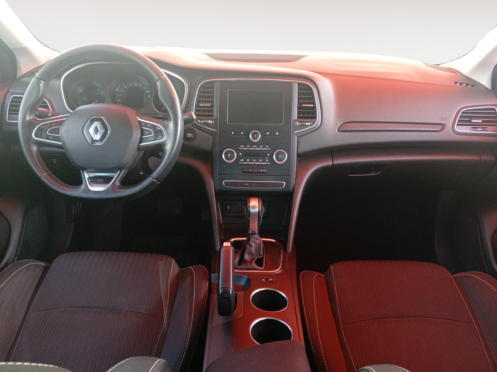 RENAULT MEGANE SEDAN-RENAULT MEGANE SEDAN MEGANE SEDAN IV - PH2 - 1.5 DCI AUTHENTIC BVA 114CH-image-6