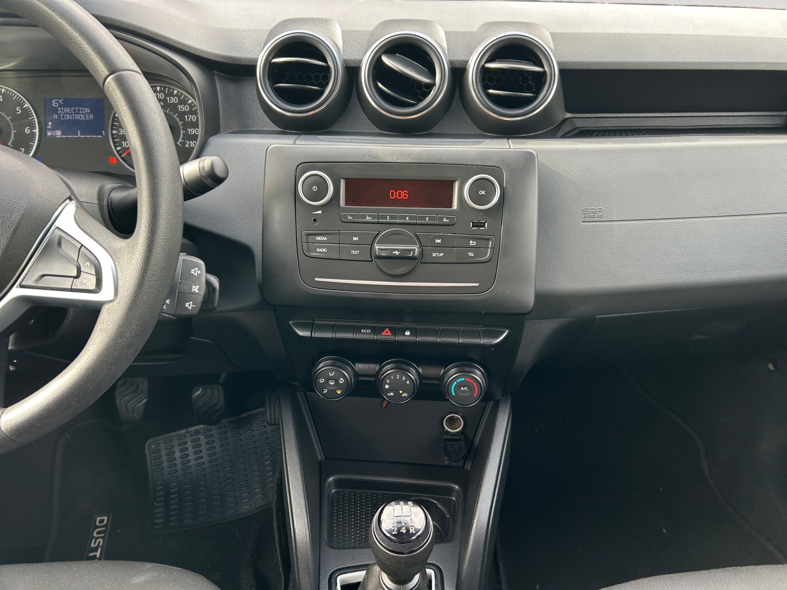 DACIA DUSTER-DACIA DUSTER DUSTER III - PH1 - 1.5 DCI  ESSENTIAL BVM 115CH-image-8