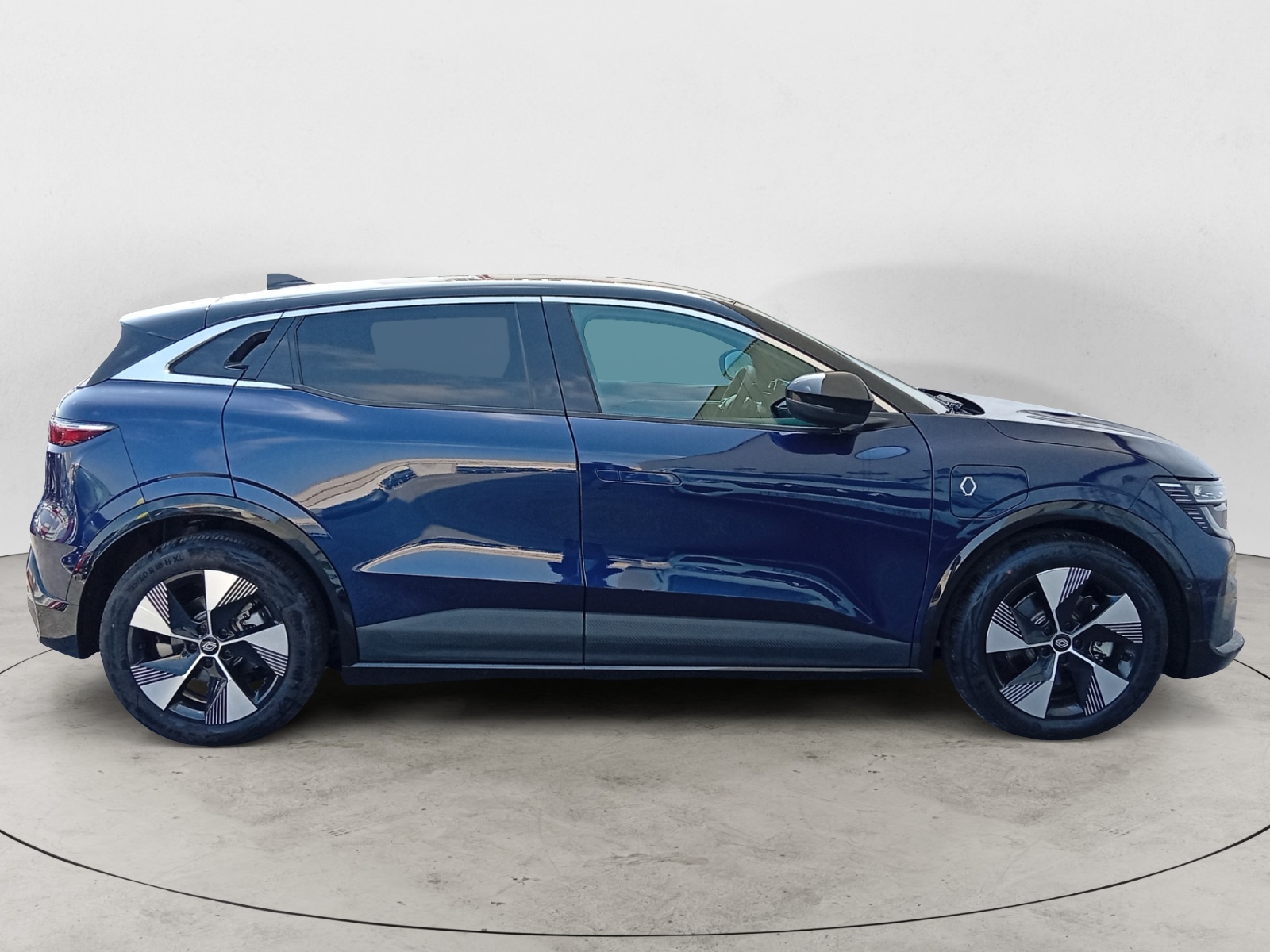 RENAULT MéGANE E-TECH-RENAULT MéGANE E-TECH 160 KW TECHNO-image-4