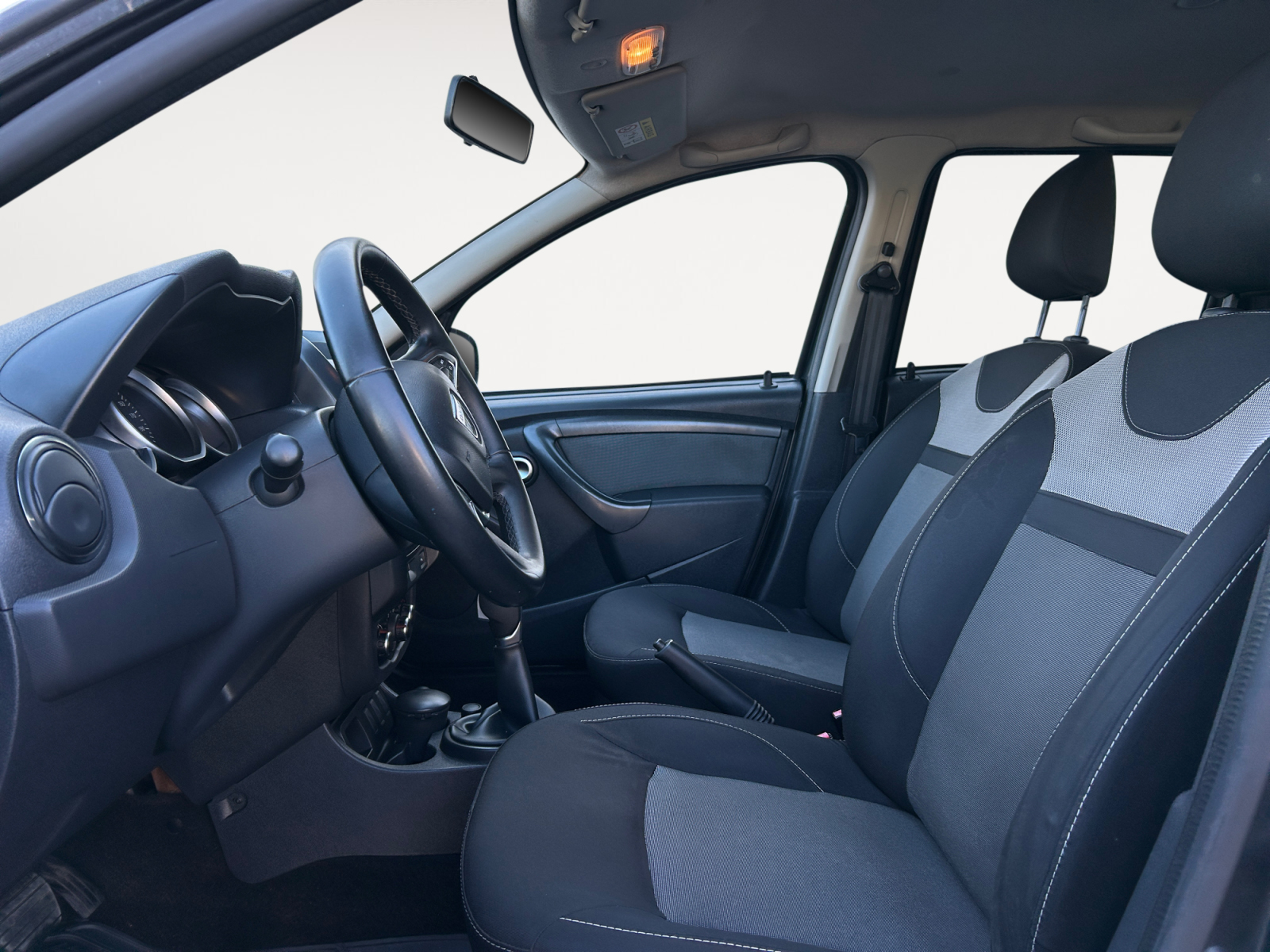 DACIA DUSTER-DACIA DUSTER DUSTER II - PH1 - 1.5 DCI LAURéATE 4X2 EDC BVR 110CH-image-6