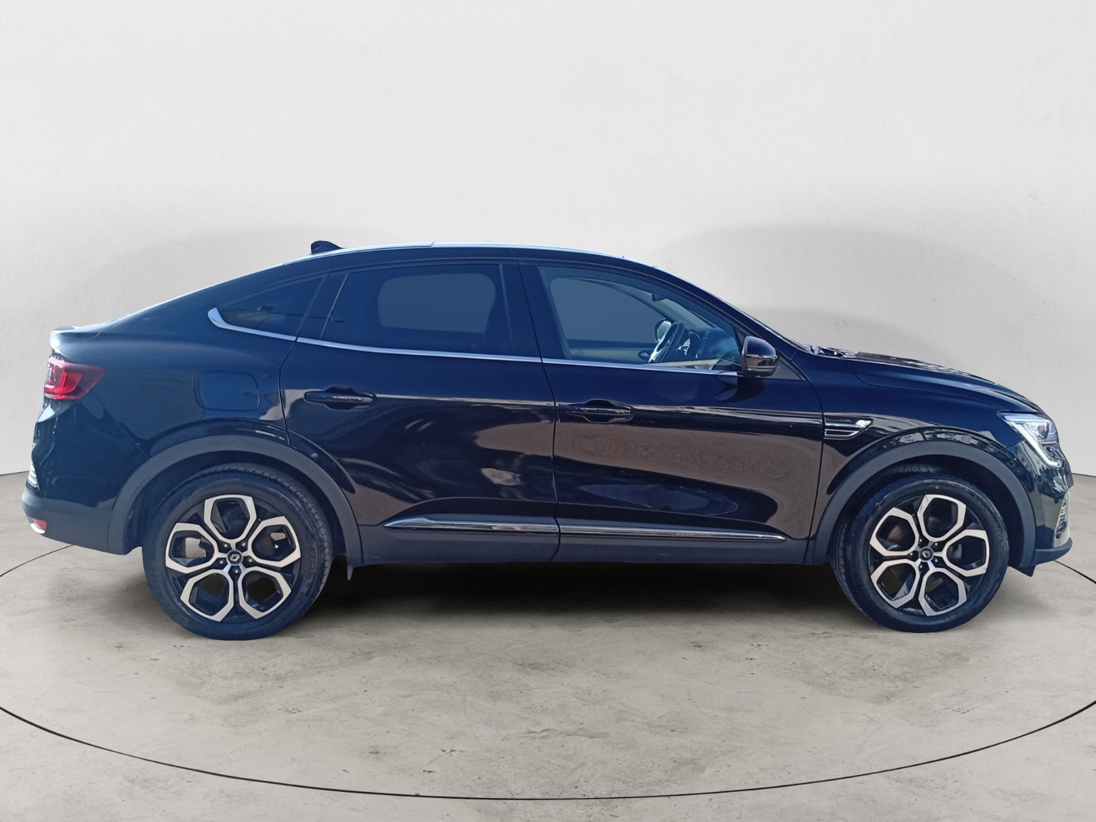 RENAULT ARKANA-RENAULT ARKANA ARKANA I - PH1 - 1.6 E-TECH FULL HYBRID TECHNO BVA 145CH-image-4