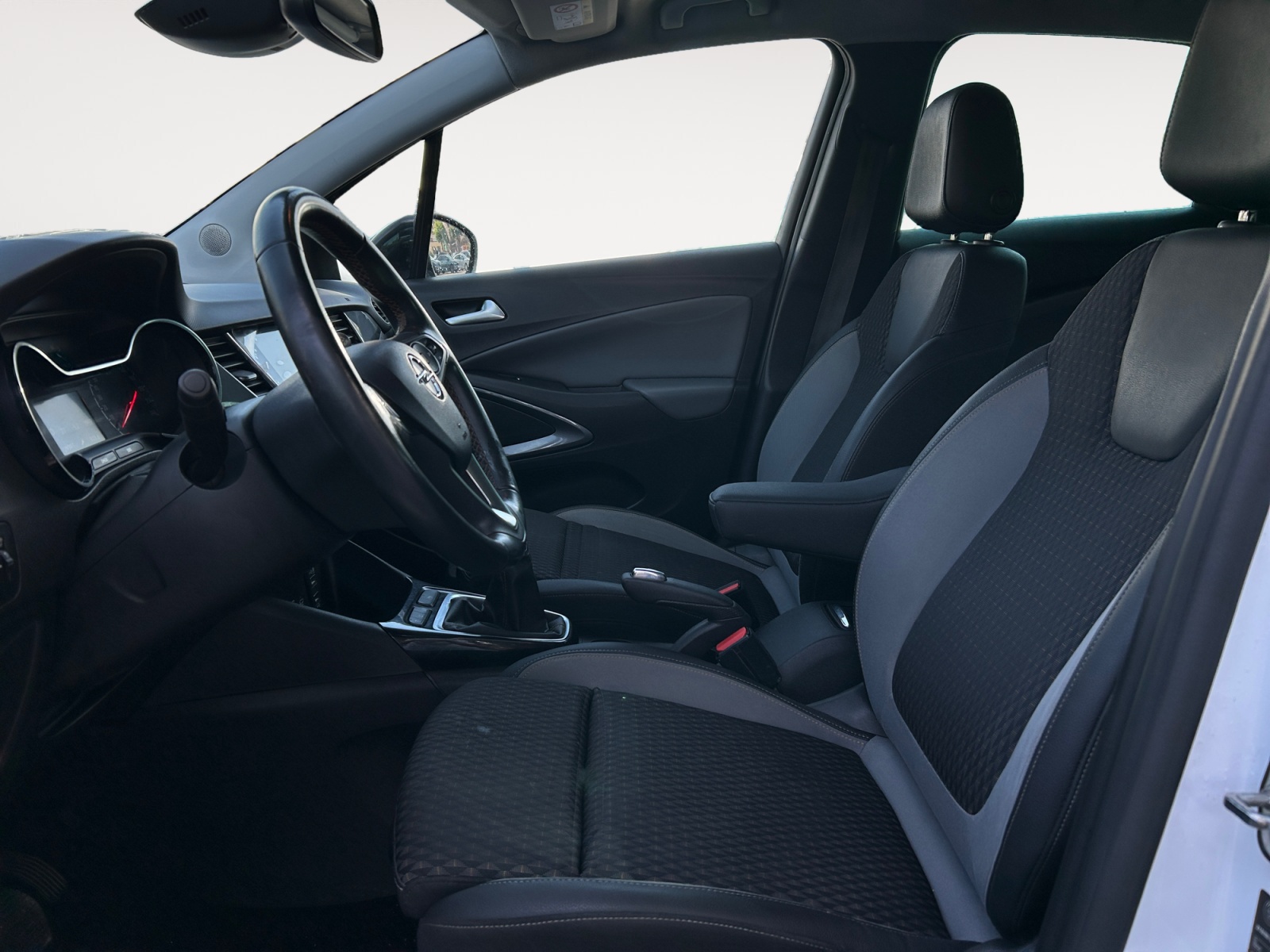 OPEL CROSSLAND-OPEL CROSSLAND 1.5 D 110 ELéGANCE-image-6