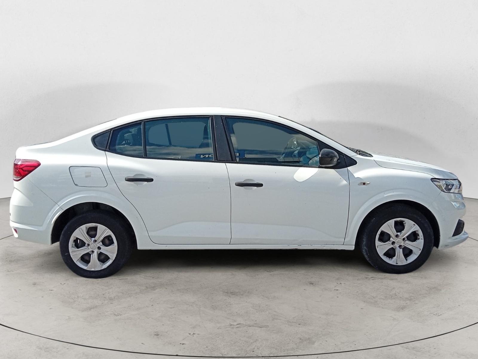 DACIA LOGAN-DACIA LOGAN LOGAN III - PH2 - 1.0 TCE ESSENTIEL CVT 100CH-image-4
