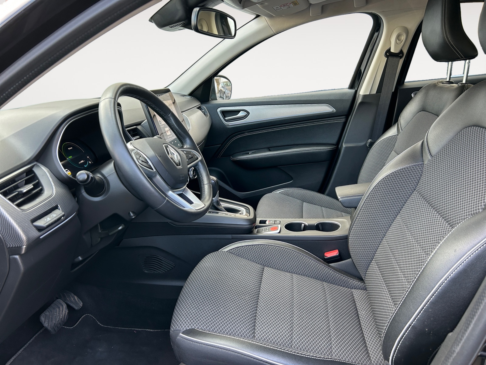 RENAULT ARKANA-RENAULT ARKANA ARKANA I - PH1 - 1.6 E-TECH HEV TECHNO BVA 146CH-image-6