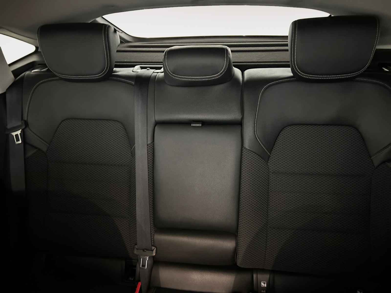 RENAULT ARKANA-RENAULT ARKANA ARKANA I - PH1 - 1.6 E-TECH FULL HYBRID TECHNO BVA 145CH-image-10