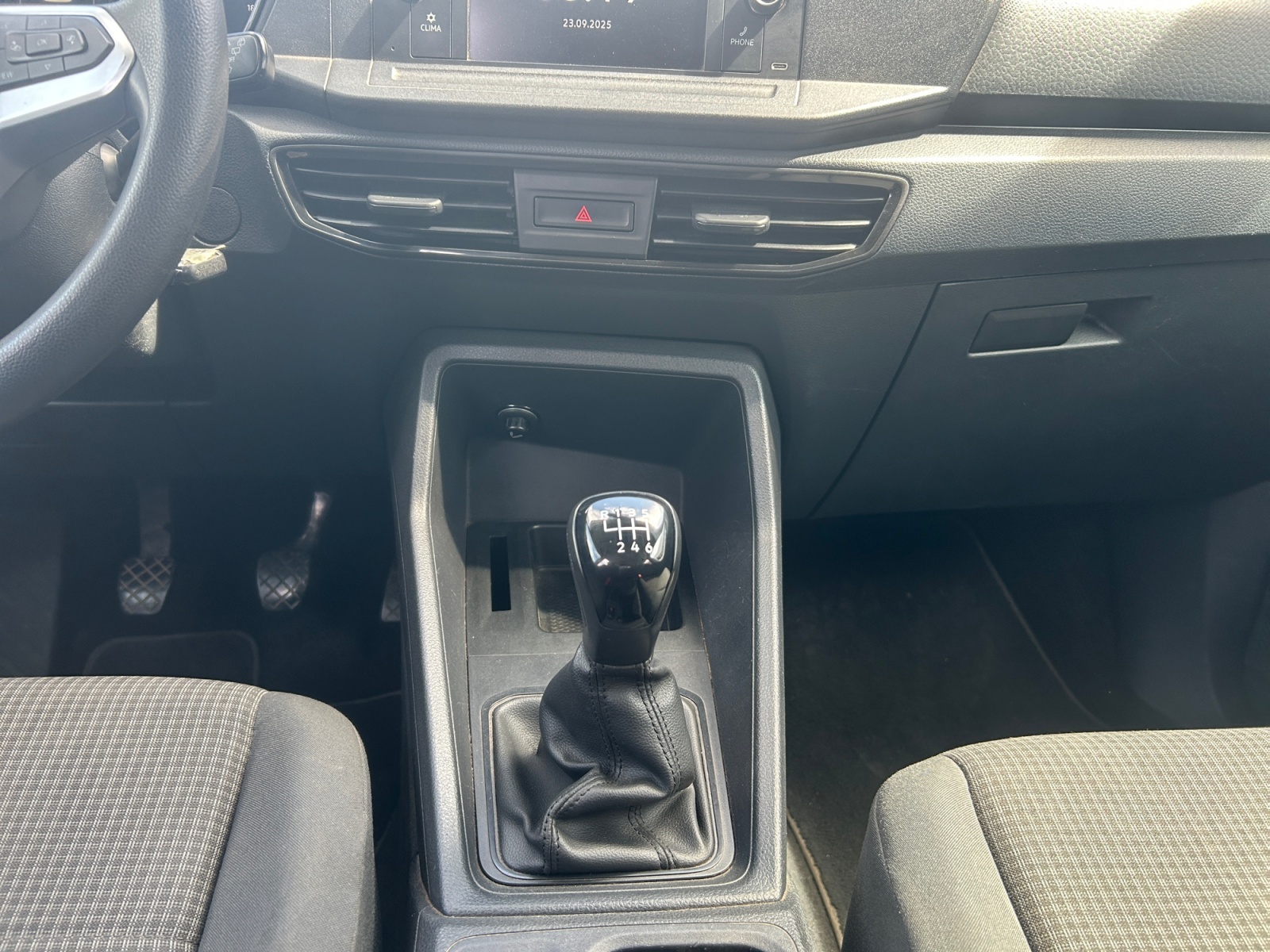 VOLKSWAGEN CADDY-VOLKSWAGEN CADDY CADDY II - PH1 - 1.6 TDI CONFORTLINE 5 PL BVM 102CH-image-9