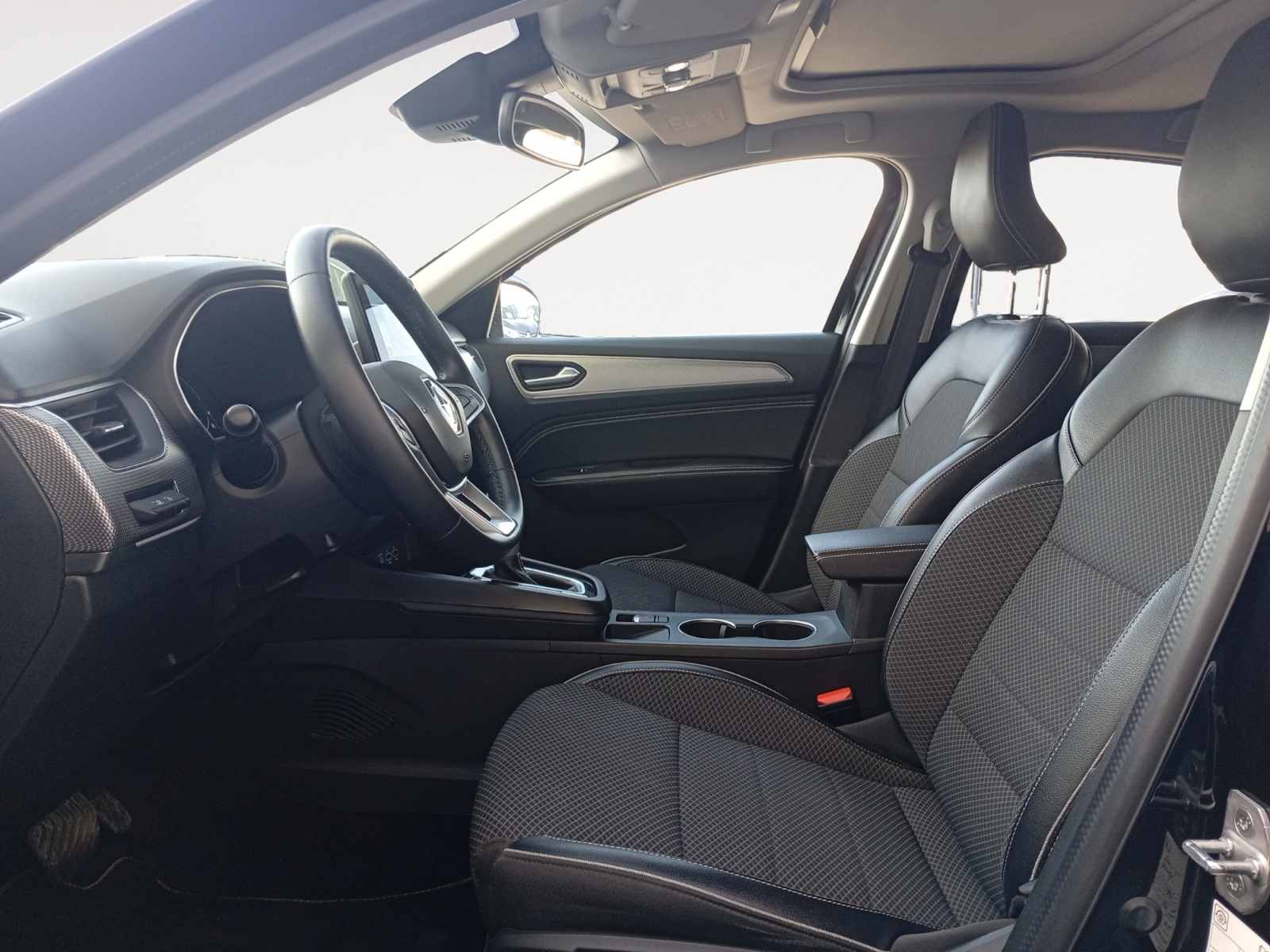 RENAULT ARKANA-RENAULT ARKANA ARKANA I - PH1 - 1.6 E-TECH HEV TECHNO BVA 146CH-image-6