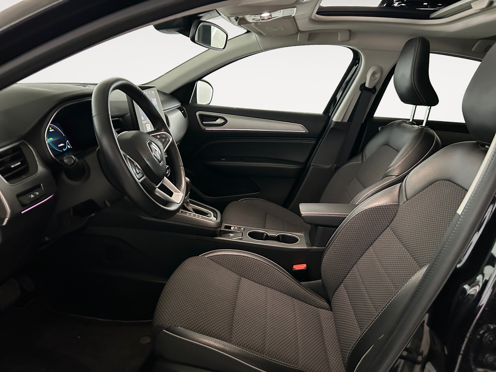 RENAULT ARKANA-RENAULT ARKANA ARKANA I - PH1 - 1.6 E-TECH FULL HYBRID TECHNO BVA 145CH-image-6