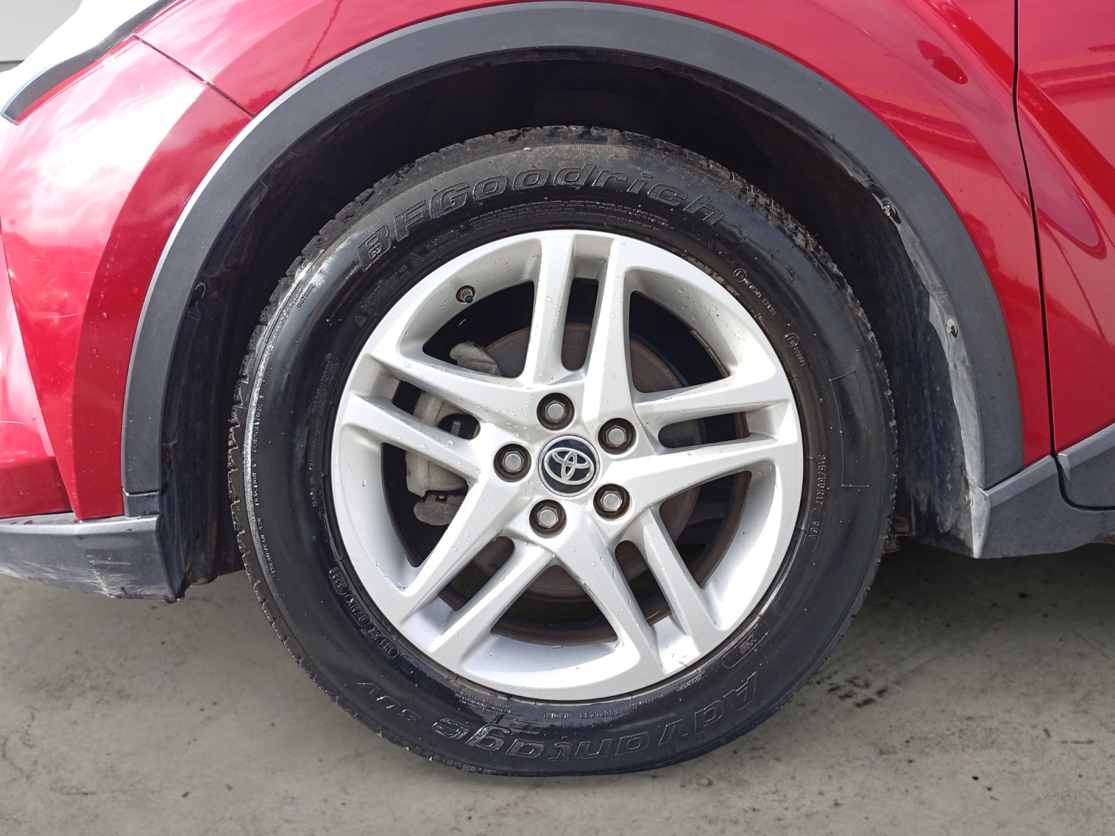 TOYOTA C-HR-TOYOTA C-HR C-HR I - PH2 - DISTINCTIVE  CVT 122CH-image-11