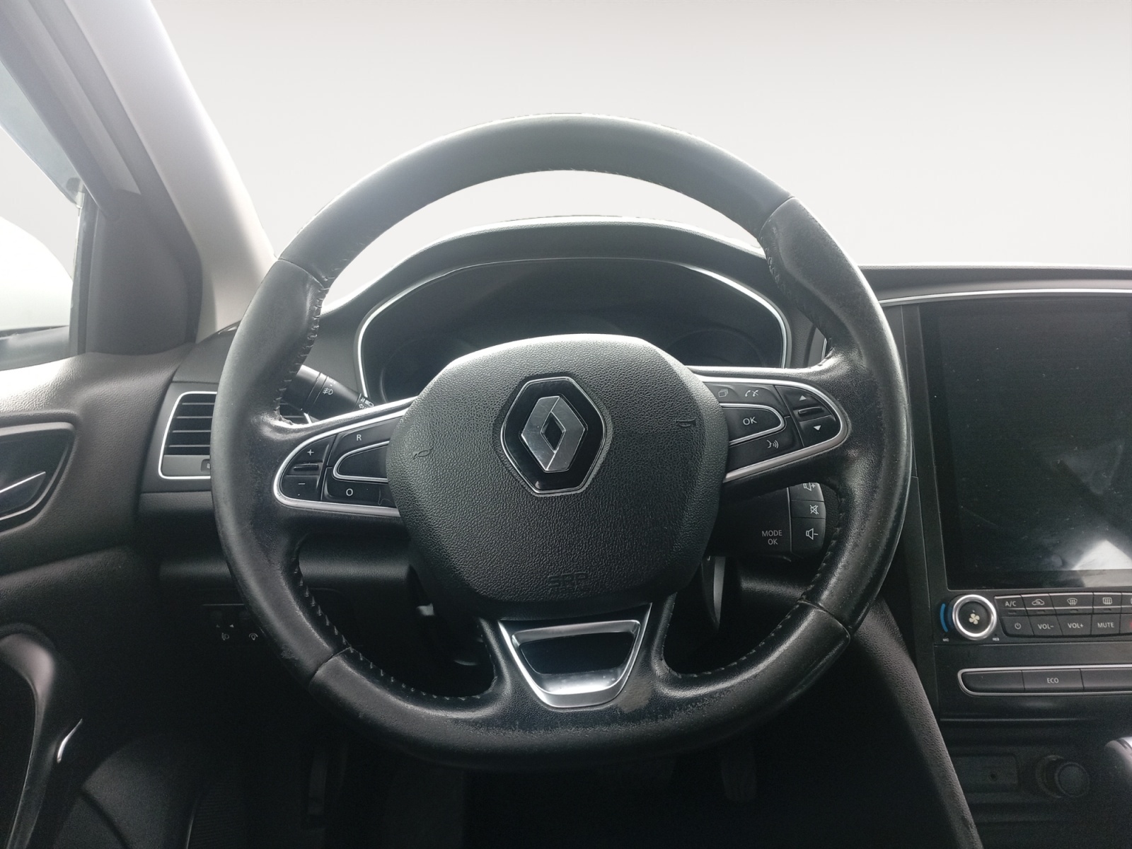 RENAULT MEGANE-RENAULT MEGANE MEGANE IV - PH2 - 1.5 DCI EQUILIBRE BVM 115CH-image-8