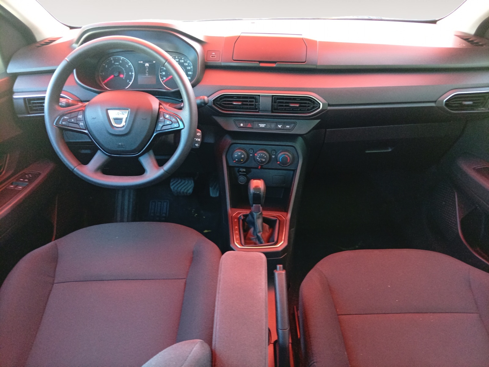 DACIA LOGAN-DACIA LOGAN LOGAN III - PH2 - 1.0 TCE ESSENTIEL CVT 100CH-image-8