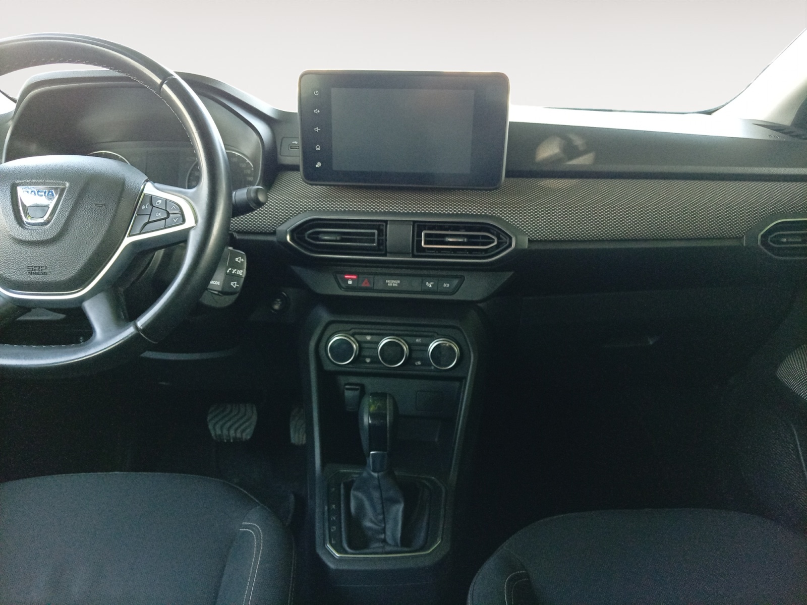 DACIA LOGAN-DACIA LOGAN LOGAN III - PH1 - 1.0 TCE 100 CVT CONFORT BVA 100CH-image-8