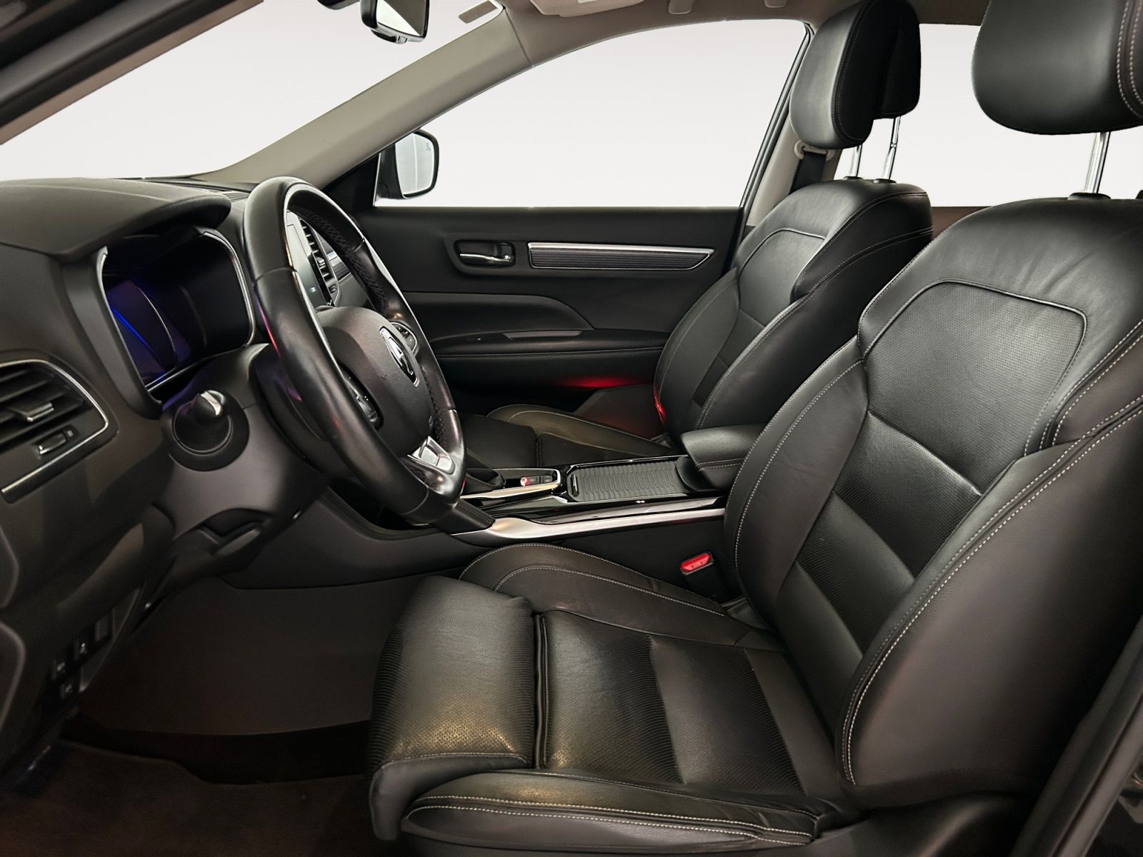 RENAULT KOLEOS-RENAULT KOLEOS 2.0 DCI 185 BVA 4WD TECHNO-image-6