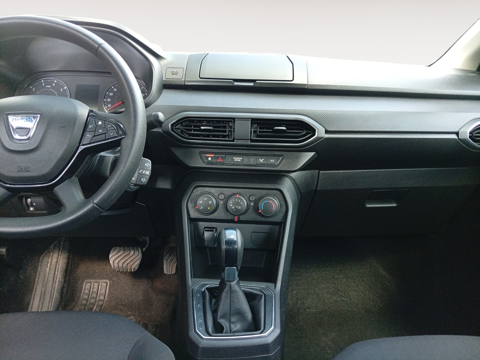 DACIA LOGAN-DACIA LOGAN LOGAN III - PH1 - 1.0 TCE CVT ESSENTIEAL BVA 100CH-image-7
