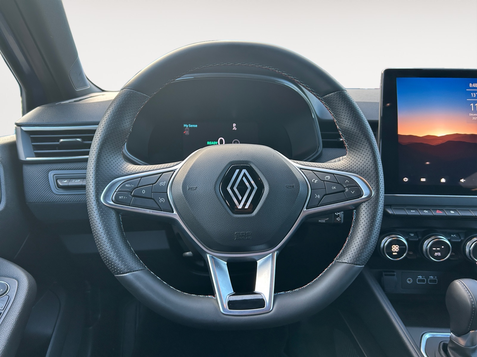 RENAULT CLIO-RENAULT CLIO CLIO V - PH2 - 1.5 DCI  ESPRIT ALPINE BVM 115CH-image-9