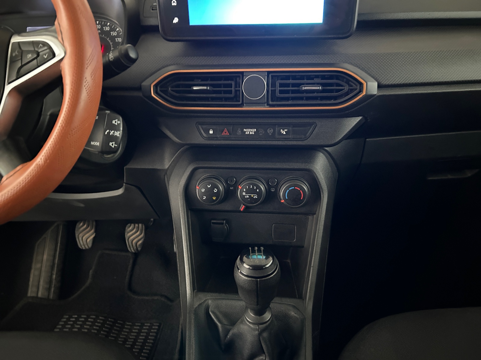 DACIA SANDERO-DACIA SANDERO SANDERO III - PH2 - TCE ESSENTIEL CVT 100CH-image-8