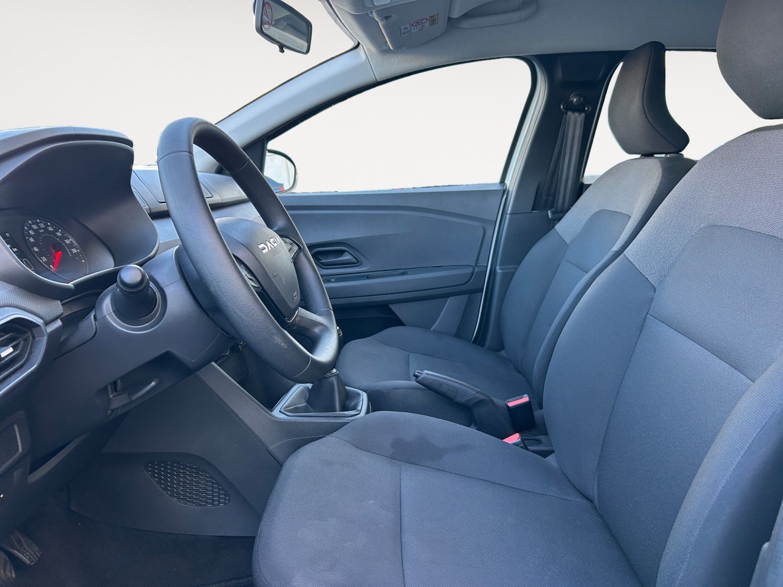 DACIA LOGAN-DACIA LOGAN LOGAN III - PH1 - 1.0 TCE ESSENTIEL BVM 100CH-image-6