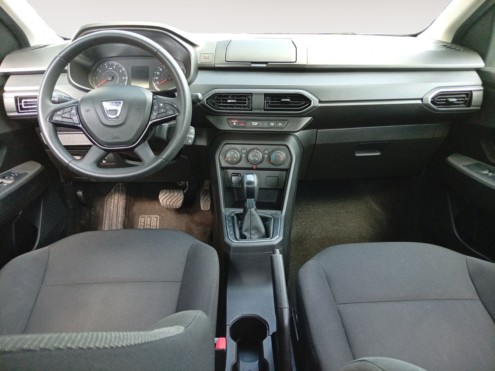 DACIA LOGAN-DACIA LOGAN LOGAN III - PH1 - 1.0 TCE CVT ESSENTIEAL BVA 100CH-image-6