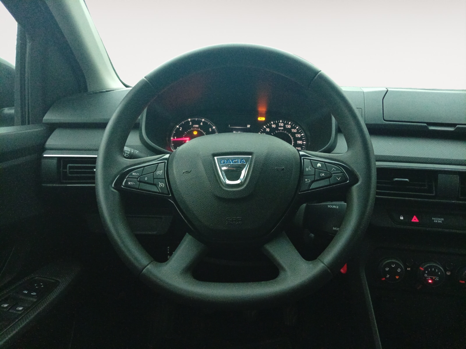 DACIA SANDERO-DACIA SANDERO 1.5 DCI 95 STREETWAY ESSENTIEL-image-9