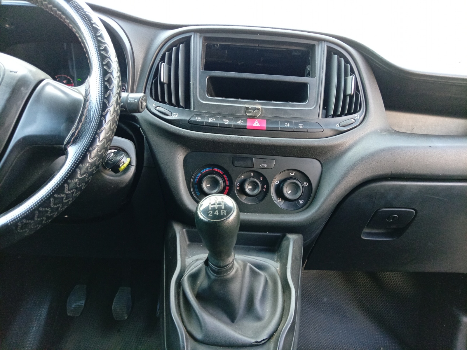 FIAT DOBLO VAN-FIAT DOBLO VAN 1.6 HDI 92 CORTO-image-8