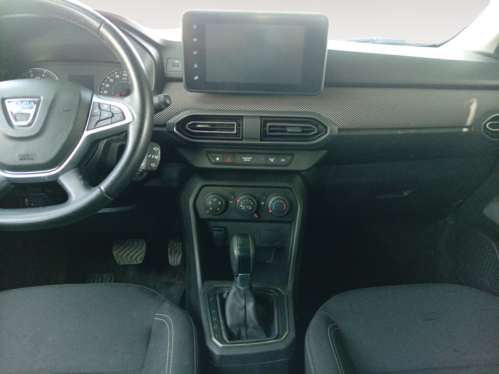 DACIA LOGAN-DACIA LOGAN LOGAN III - PH1 - 1.0 TCE 100 CVT CONFORT BVA 100CH-image-8