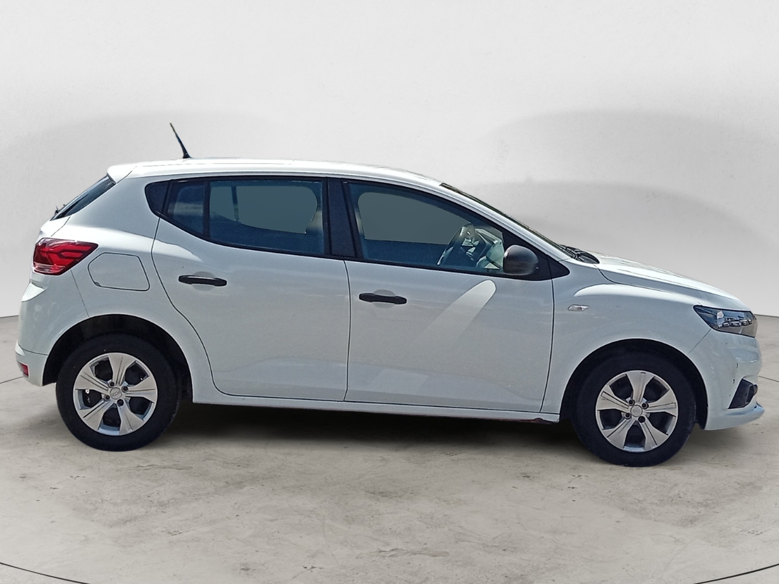 DACIA SANDERO-DACIA SANDERO SANDERO III - PH2 - 1.0 TCE  STREETWAY  ESSENTIEL BVM 100CH-image-4