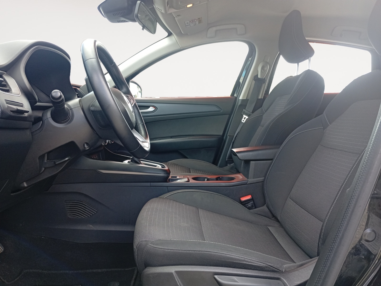 RENAULT ARKANA-RENAULT ARKANA ARKANA I - PH1 - 1.6 E-TECH FULL HYBRID EQUILIBRE BVA 145CH-image-6