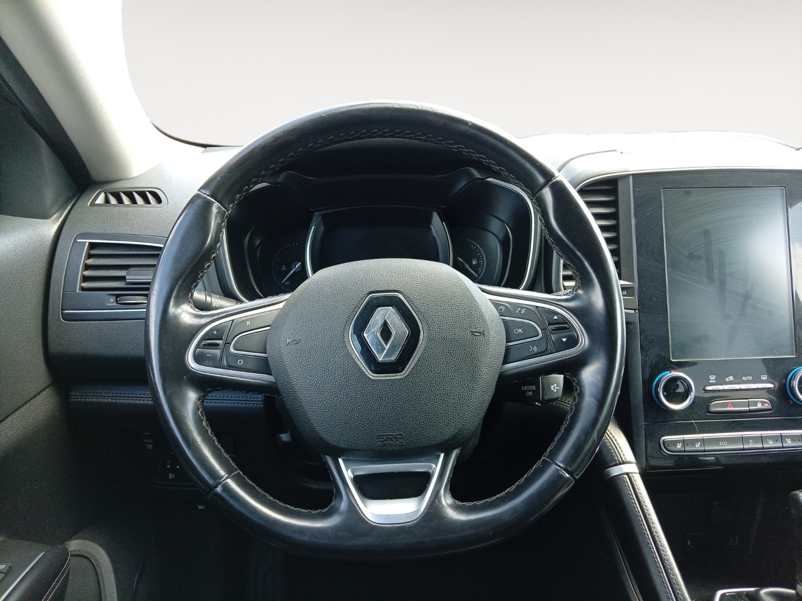 RENAULT KOLEOS-RENAULT KOLEOS KOLEOS II - PH2 - 2.0 DCI 4WD TECHNO CVT 185CH-image-9
