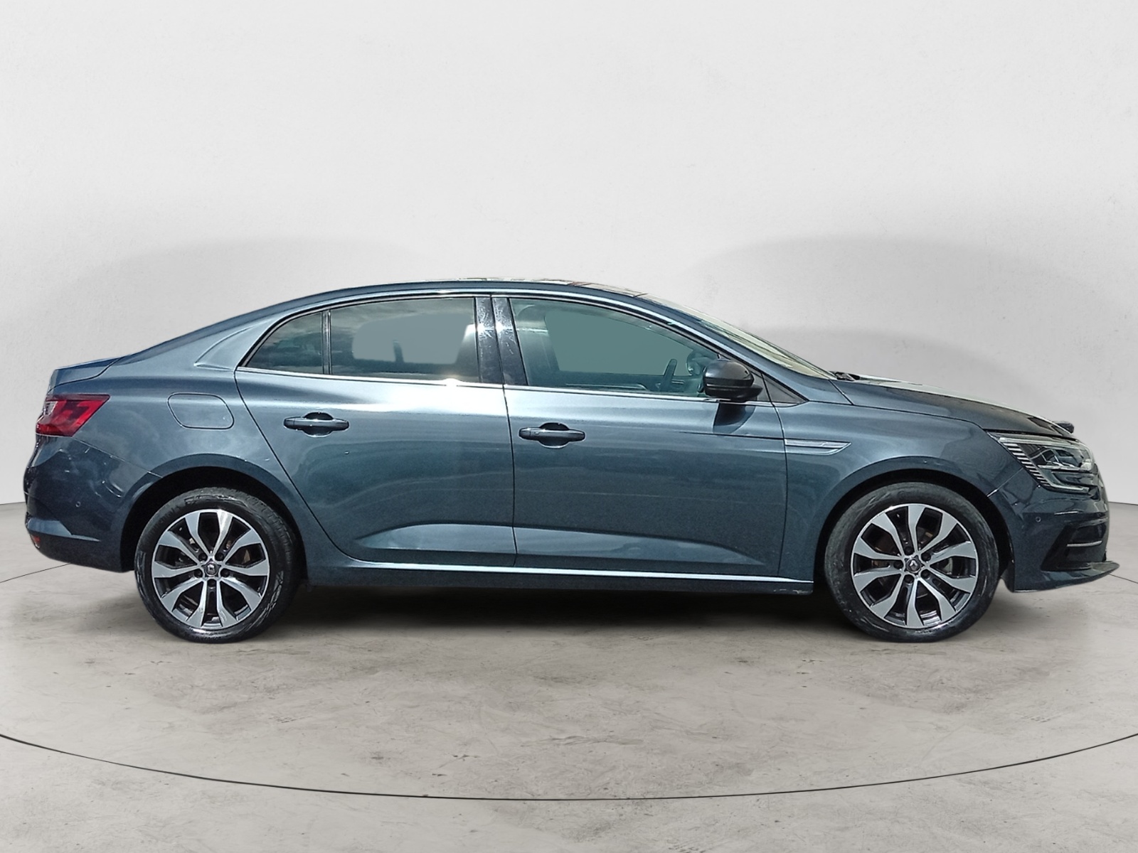 RENAULT MEGANE SEDAN-RENAULT MEGANE SEDAN MEGANE SEDAN IV - PH2 - 1.5 DCI TECHNO BVA 114CH-image-4