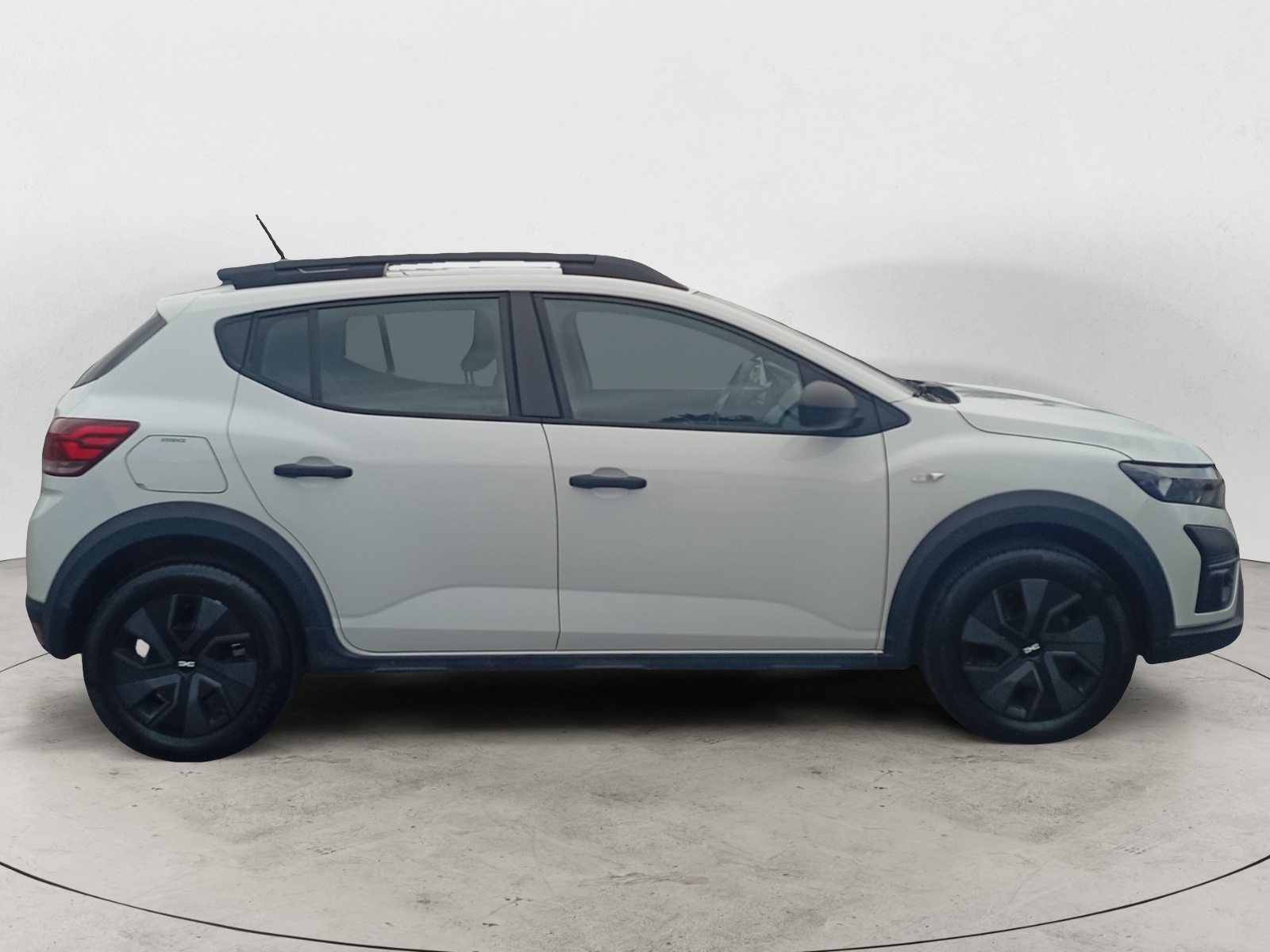 DACIA SANDERO-DACIA SANDERO SANDERO III - PH2 - 1.0 TCE STEPWAY  ESSENTIEL CVT 100CH-image-4