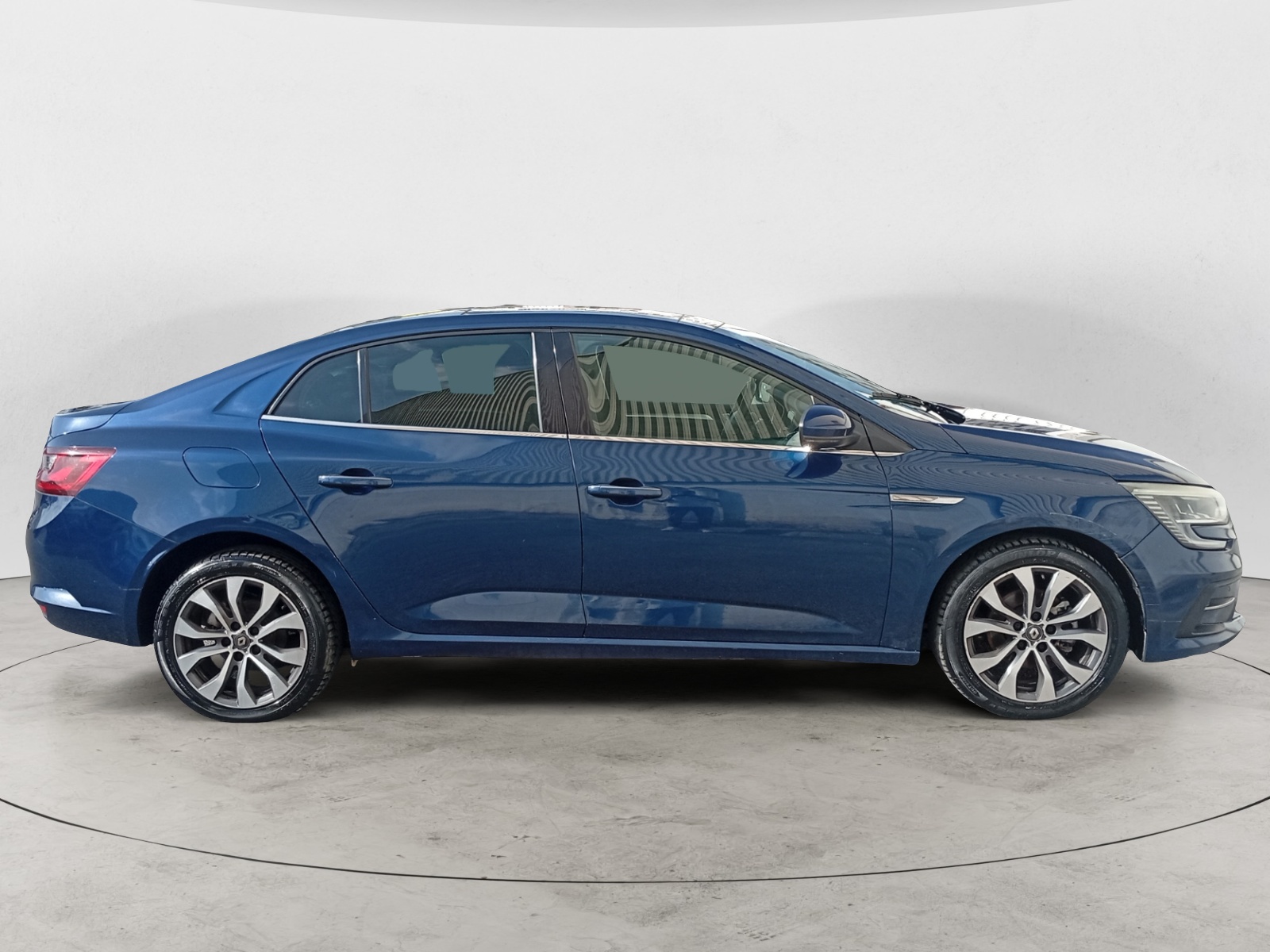 RENAULT MEGANE-RENAULT MEGANE 1.5 DCI 115 INTENS GEN.IV PH2-image-4