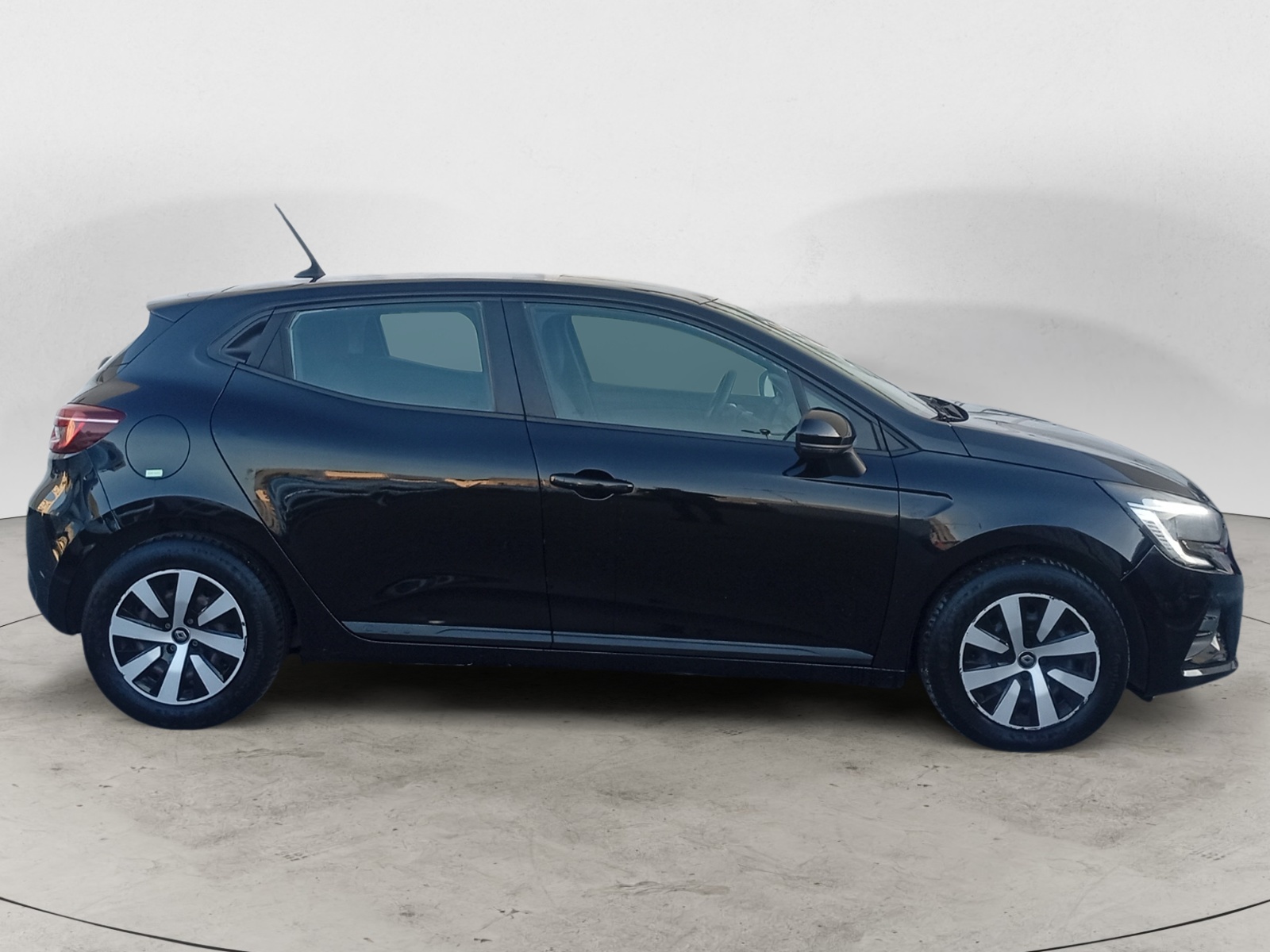 RENAULT CLIO-RENAULT CLIO CLIO V - PH2 - 1.5 DCI AUTHENTIC BVM 115CH-image-4