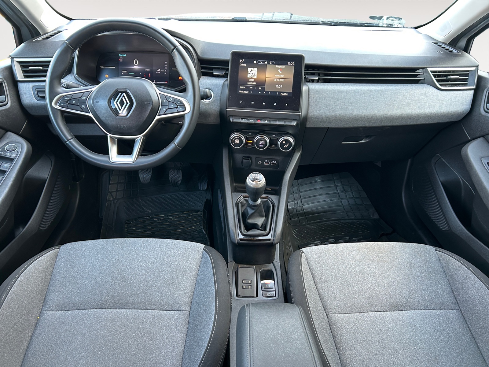 RENAULT CLIO-RENAULT CLIO CLIO V - PH2 - 1.5 DCI EQUILIBRE BVM 115CH-image-7