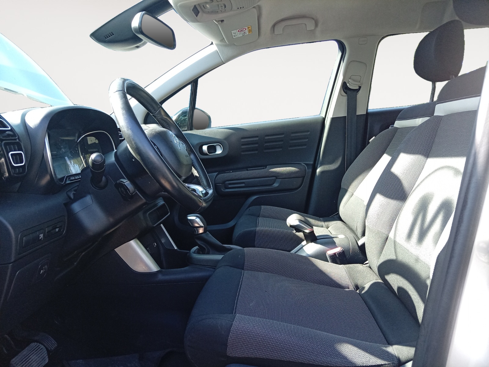 CITROEN C3 AIRCROSS-CITROEN C3 AIRCROSS C3 AIRCROSS II - PH1 - 1.6 HDI SHINE  BVM 92CH-image-5