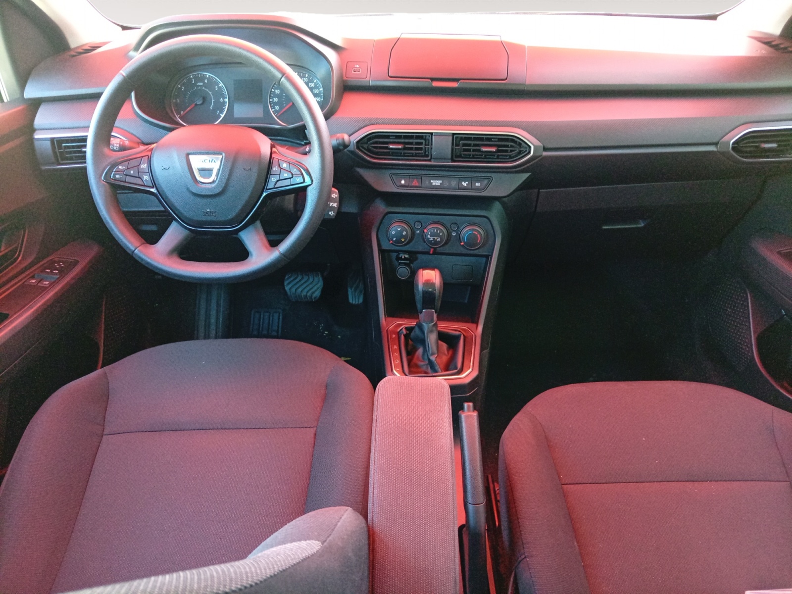 DACIA LOGAN-DACIA LOGAN LOGAN III - PH1 - 1.0 TCE EXPRESSION CVT 100CH-image-7