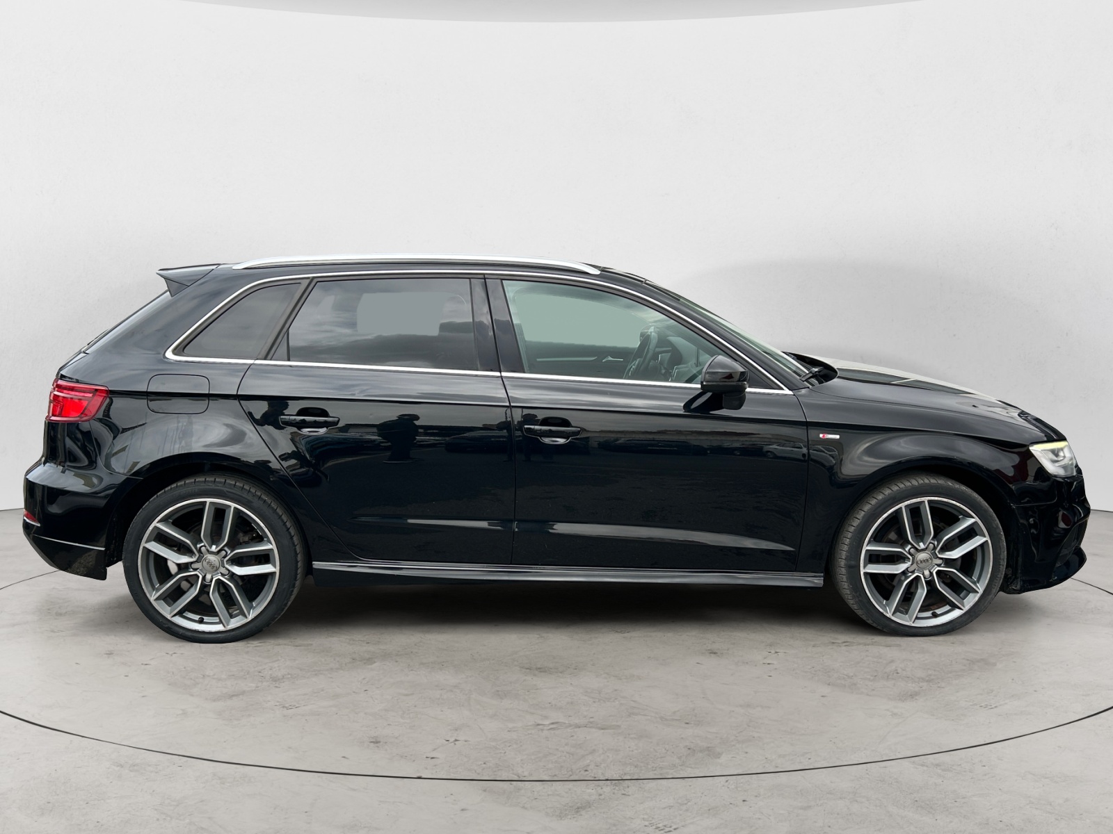 AUDI A3-AUDI A3 A3 SPORTBACK III - PH1 - 2.0 TDI S LINE QUATTRO S TRONIC 6 BVA 184CH-image-4