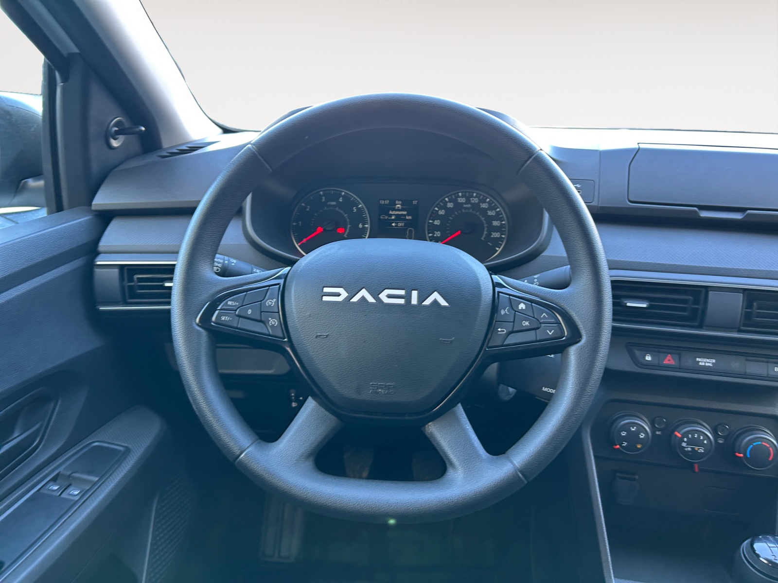 DACIA LOGAN-DACIA LOGAN LOGAN III - PH1 - 1.0 TCE 100 ESSENTIEL BVM 100CH-image-8