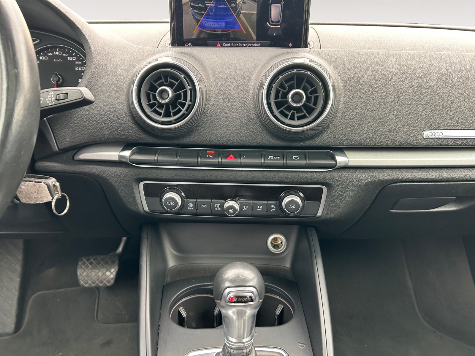 AUDI A3-AUDI A3 A3 SPORTBACK III - PH1 - 2.0 TDI S LINE QUATTRO S TRONIC 6 BVA 184CH-image-8