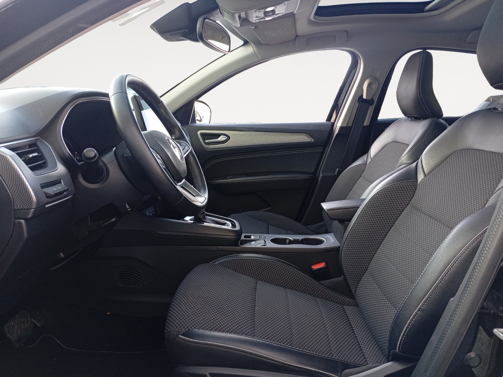 RENAULT ARKANA-RENAULT ARKANA ARKANA I - PH1 - 1.6 E-TECH FULL HYBRID TECHNO BVA 145CH-image-6