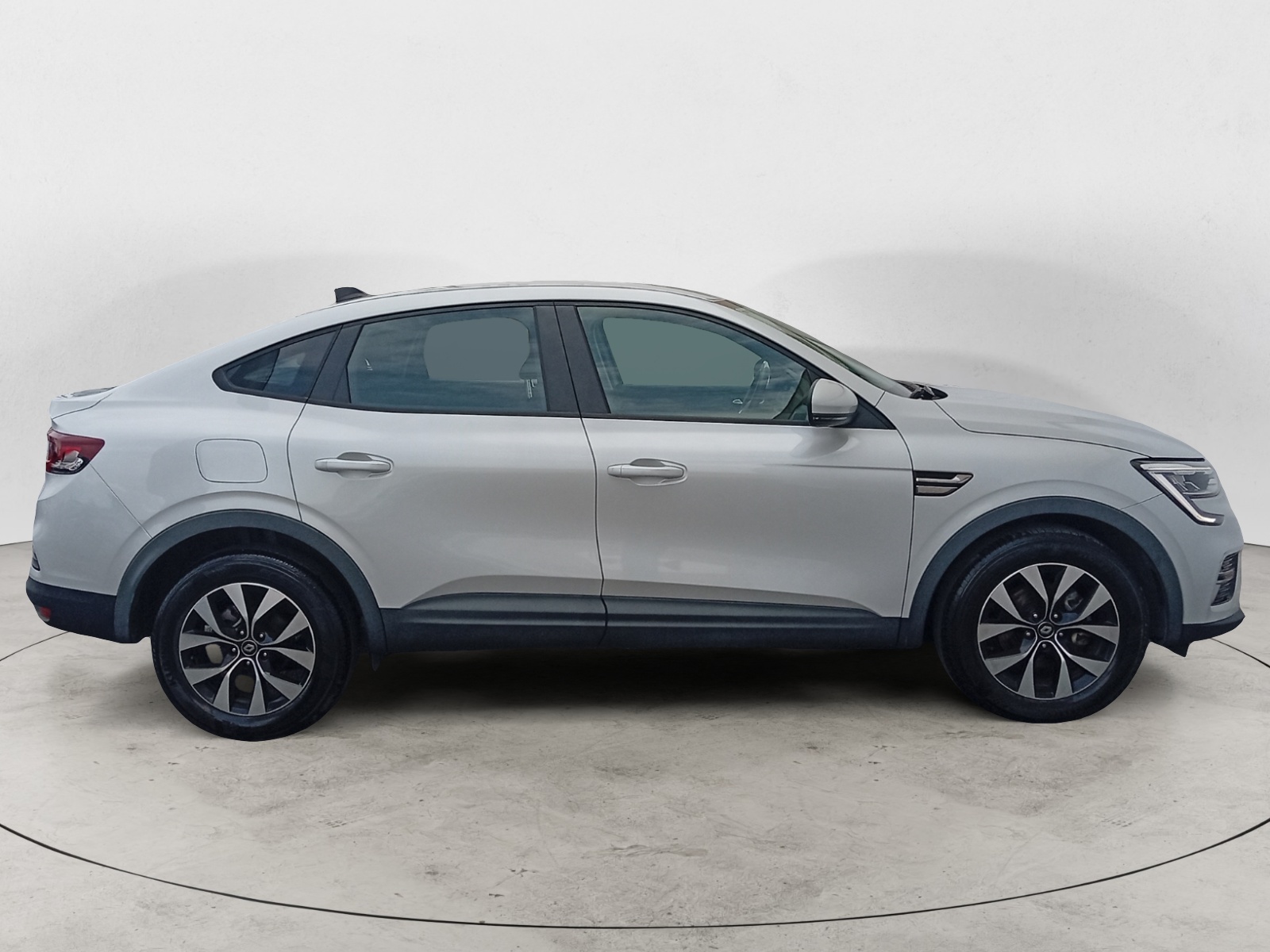 RENAULT ARKANA-RENAULT ARKANA 1.6-ETECH-145-HEV-EQUILIBRE-image-4