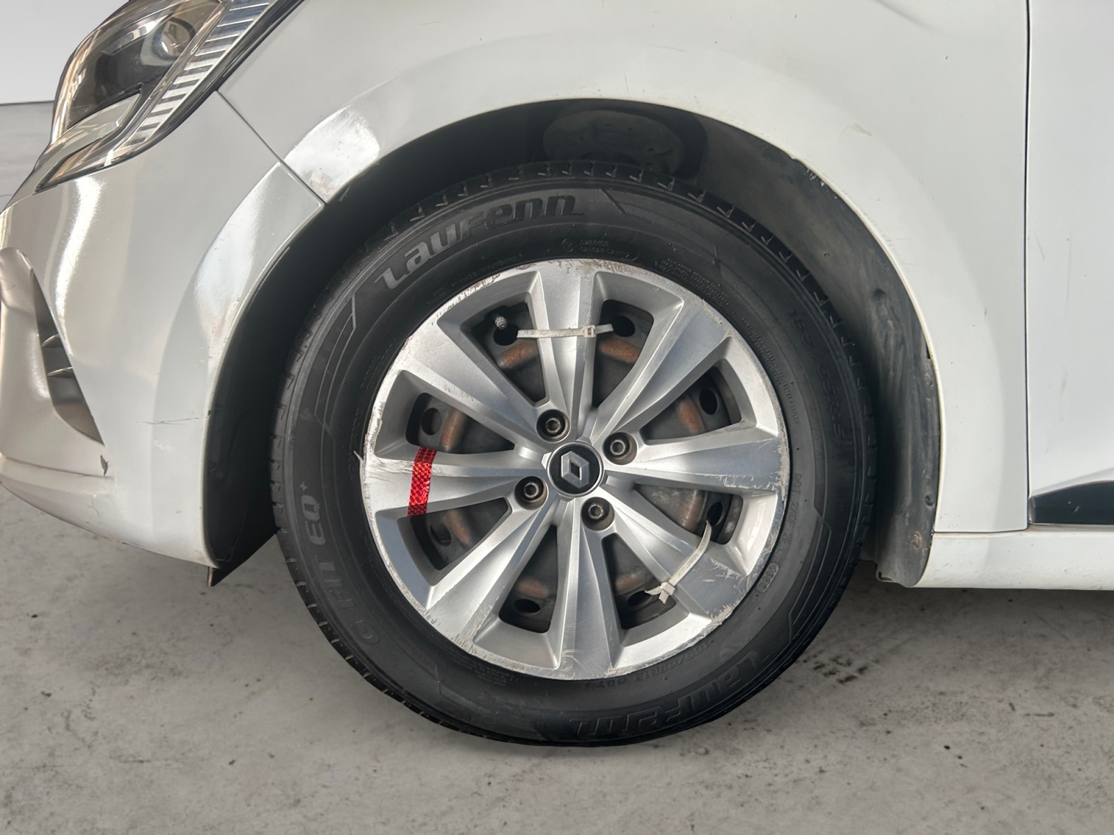 RENAULT CLIO-RENAULT CLIO AUTHENTIC-image-12