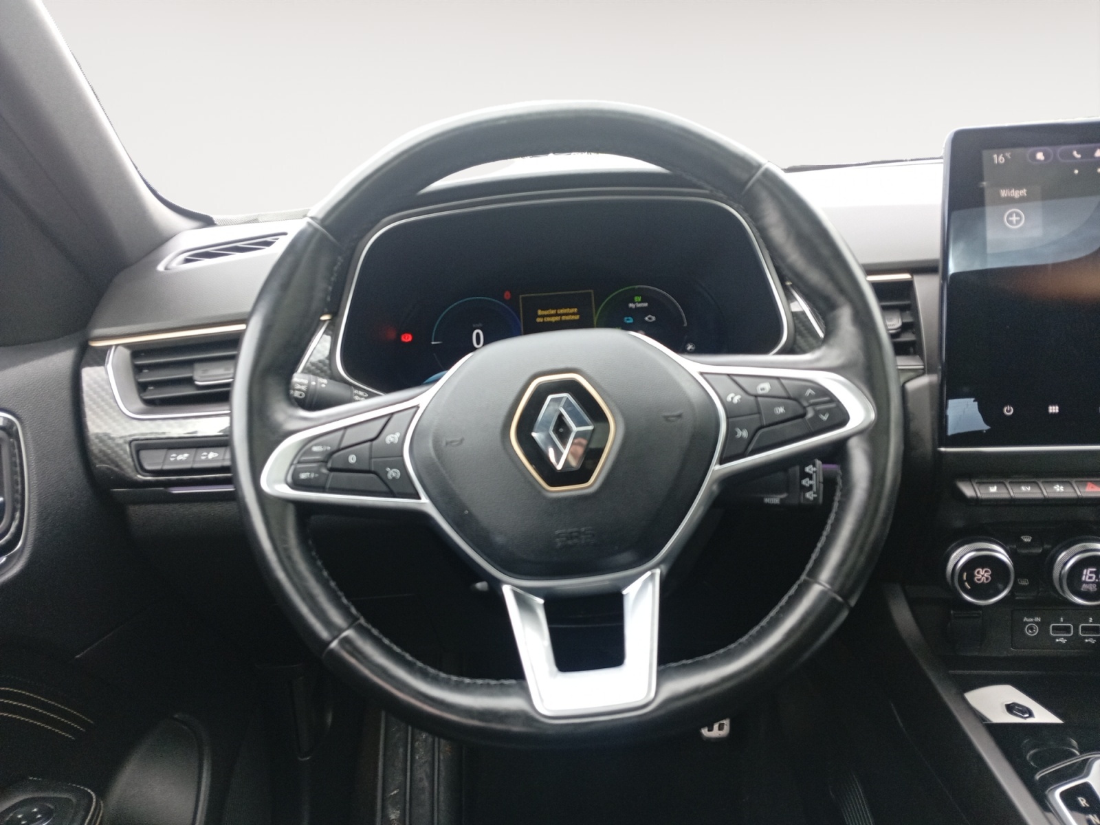 RENAULT ARKANA-RENAULT ARKANA ARKANA I - PH1 - 1.6 E-TECH  HEV ESPRIT ALPINE BVA 145CH-image-9