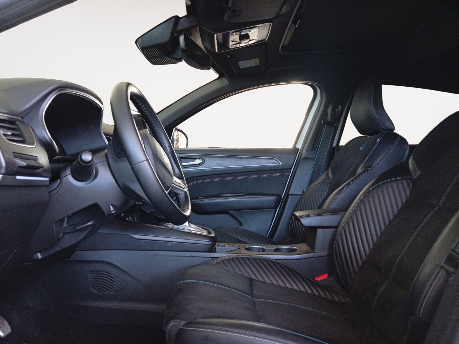 RENAULT ARKANA-RENAULT ARKANA ARKANA I - PH1 - 1.6 E-TECH  HEV ESPRIT ALPINE BVA 145CH-image-6