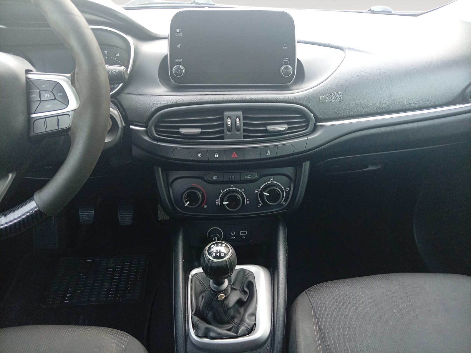 FIAT TIPO HATCHBACK-FIAT TIPO HATCHBACK TIPO HATCHBACK II - PH1 - 1.6 MULTIJET CITY LIFE BVM 120CH-image-8