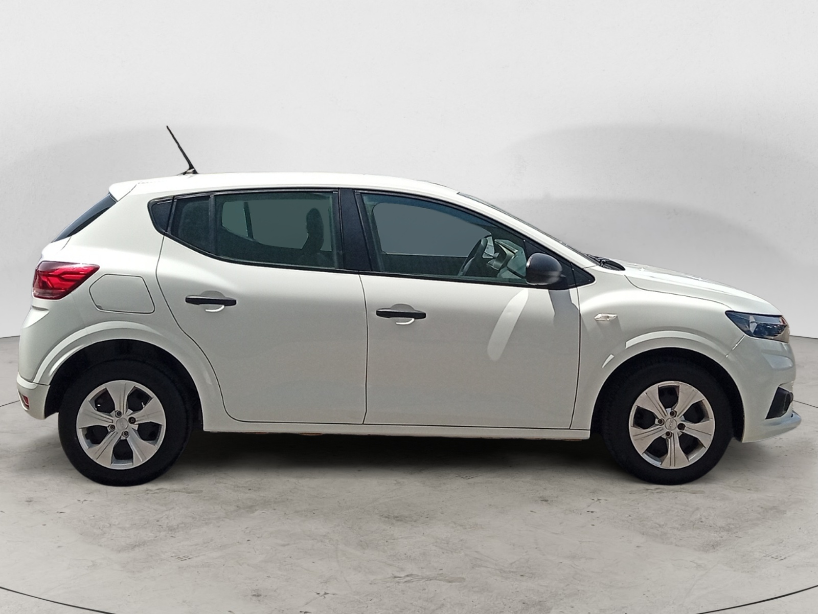DACIA SANDERO-DACIA SANDERO SANDERO III - PH2 - 1.0 TCE  STREETWAY  ESSENTIEL BVM 100CH-image-4